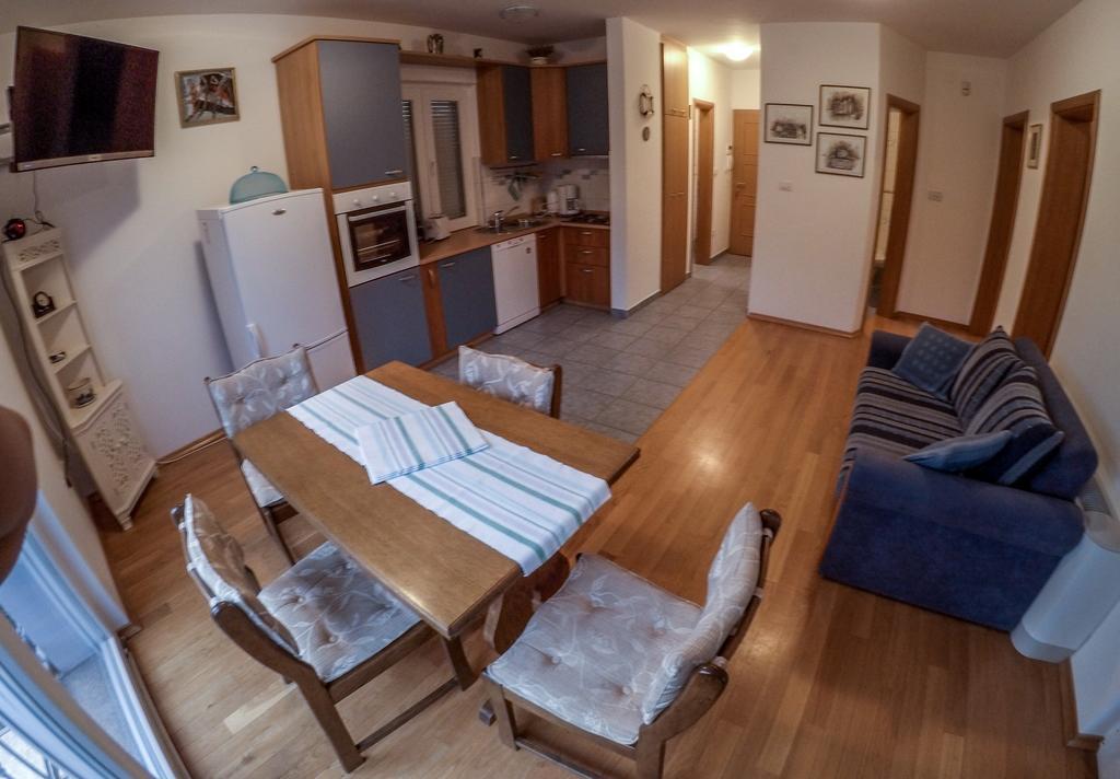 Apartments Car Kampor Pokój zdjęcie