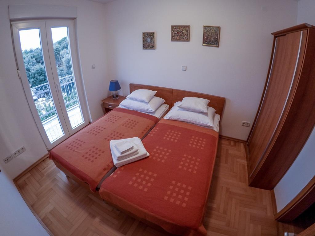 Apartments Car Kampor Pokój zdjęcie